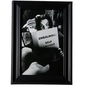 Vintage Vampira  Horror Queen beauty pinup hallow gothic goth 60s 70s vamp sexy